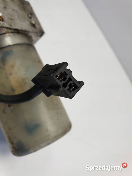 Mercedes C216 W216 POMPKA KLAPY BAGAŻNIKA Rudka