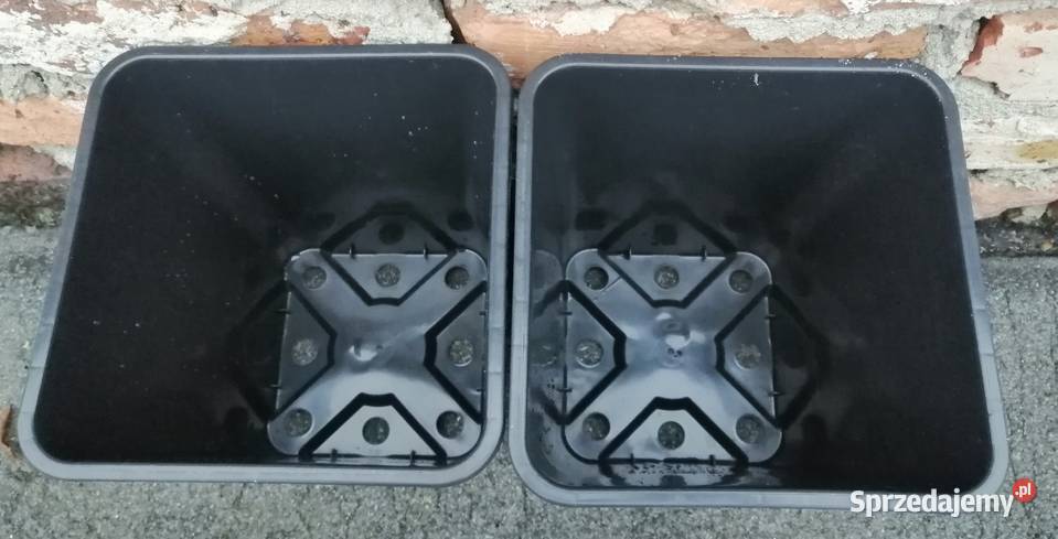 Doniczka produkcyjna P20 wysoka 20x20x225 czarna śląskie Siewierz