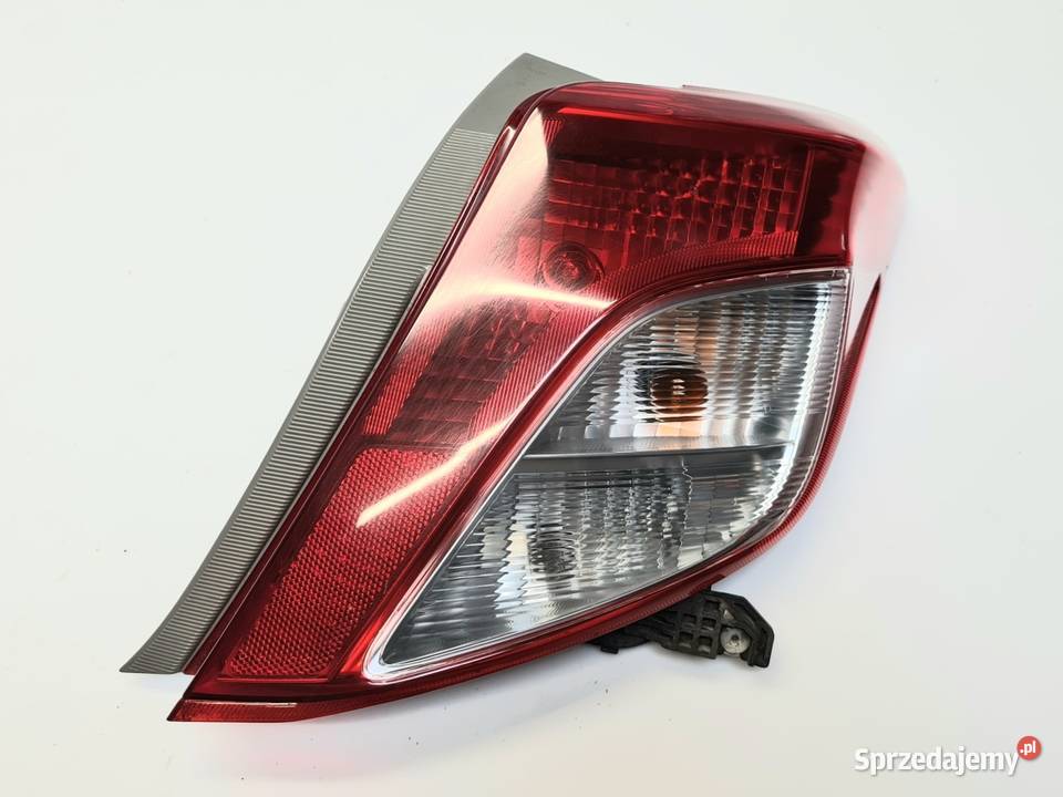 Lampa tylna prawa Yaris III 20112014r Wołomin sprzedam