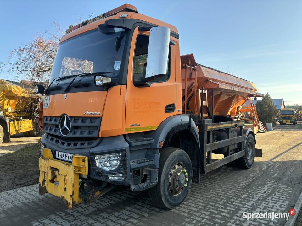 Mercedes Arocs 1824 piaskarka solarka econ 4x4 napęd 4x4