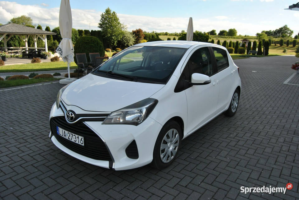 Toyota Yaris 10Benzyna 75Kamera cofaniaSalon Modliborzyce sprzedam