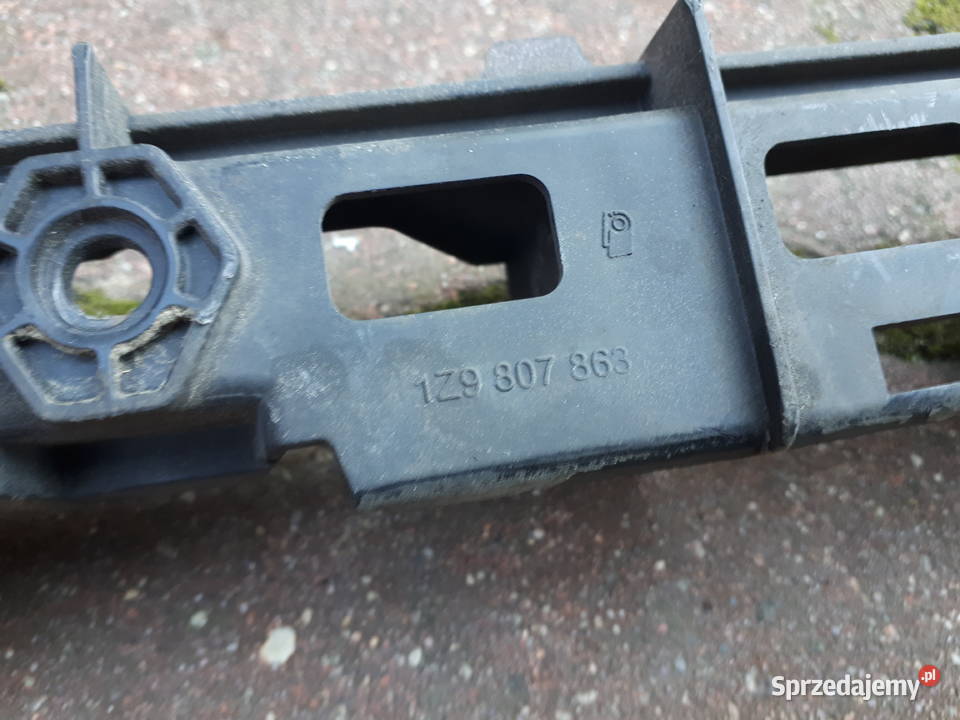 1Z9807863 Ślizg zderzaka tył Octavia 2 tył mazowieckie Warszawa
