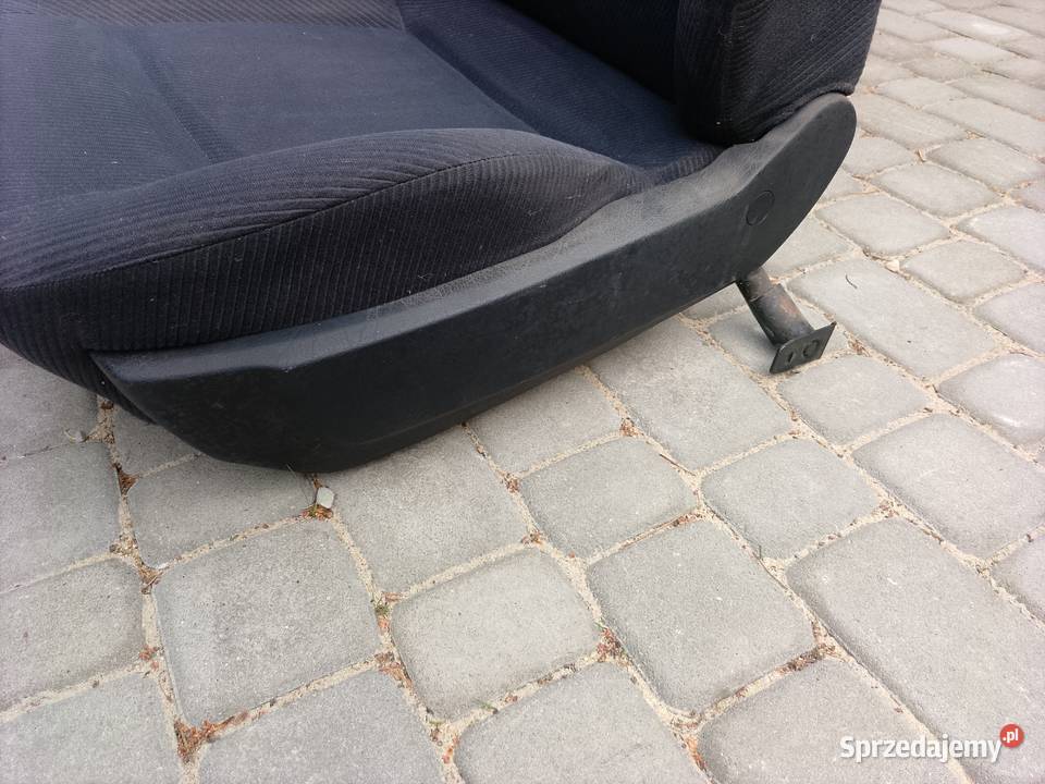 Fotel kierowcy Audi 80 B4 stan