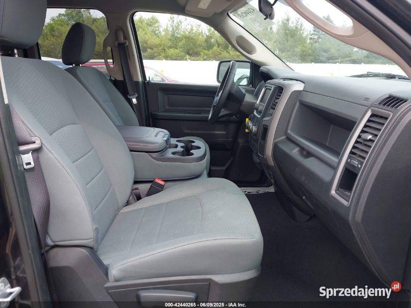 Dodge RAM 2017 36 AWD kosmetycznie uszkodzony w uszkodzony Żórawina