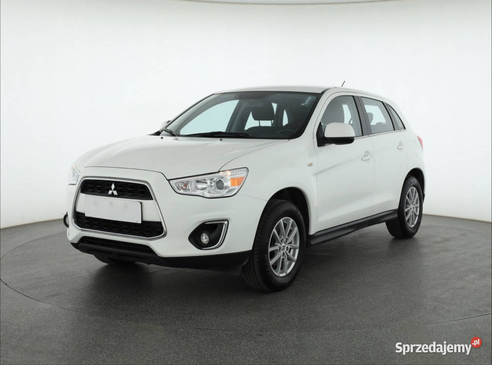 Mitsubishi ASX 16 MIVEC gniazdo USB ASX