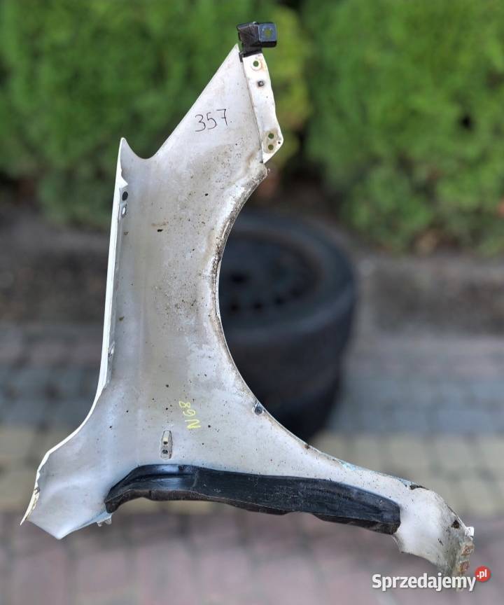 KIA Ceed I Błotnik Lewy przód kolor nie znany osobowe Skołoszów