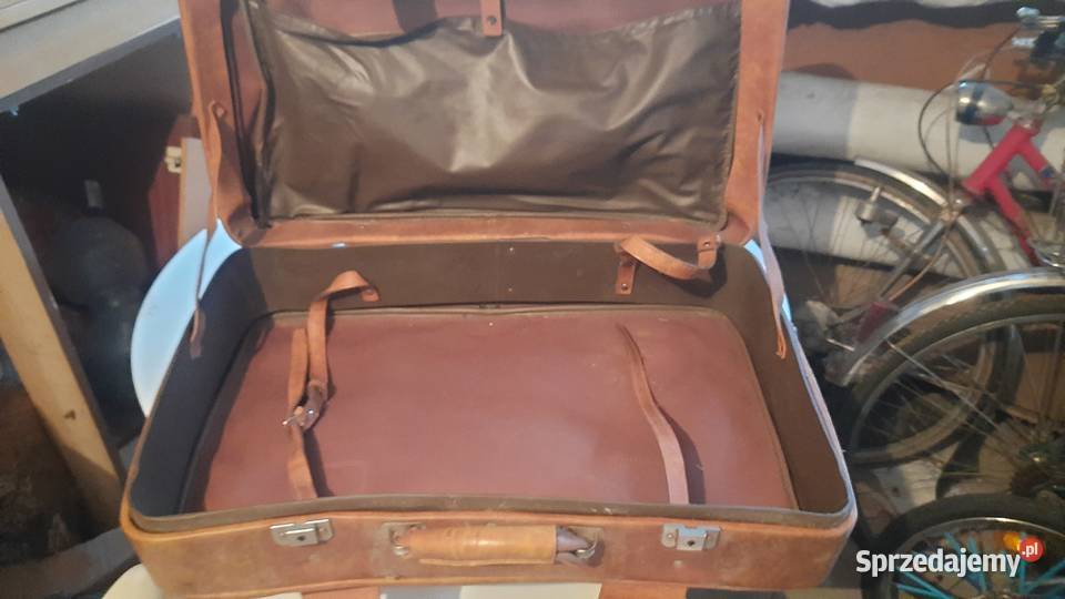 Stara duża walizka PRL Ostrowiec Świętokrzyski sprzedam