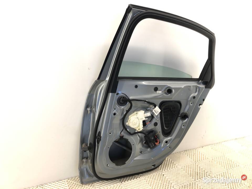 DRZWI PRAWY TYŁ AUDI A4 B8 SedanLimuzyna 0715 osobowe
