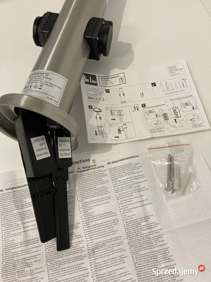 Lampa ogrodowa z 2 gniazdami 230V Rokietnica