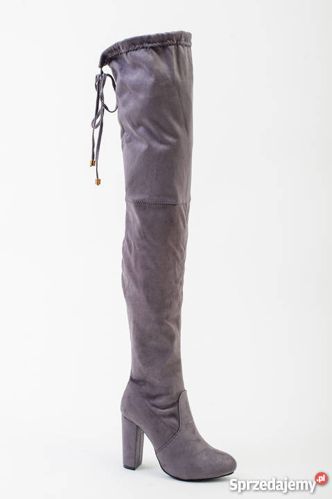 Szare kozaki kolano na słupku Stalowa Wola