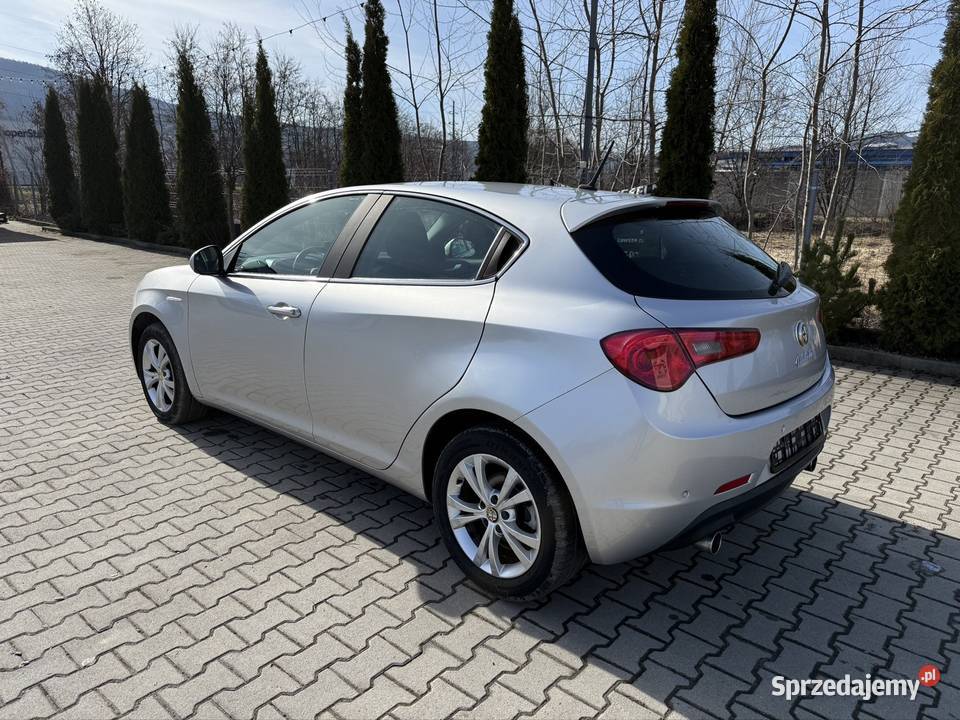 20JTDM światła do jazdy dziennej Giulietta małopolskie