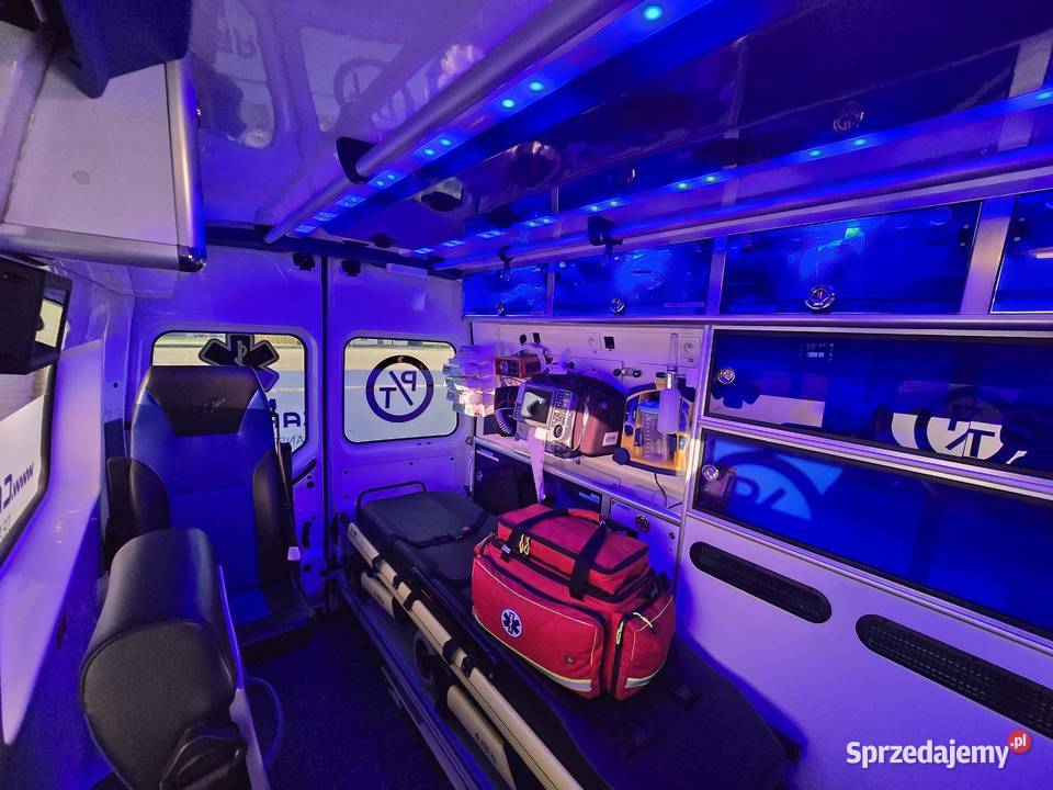 Renault Master AMBULANS z wyposażeniem typ C regulowane zawieszenie Bydgoszcz
