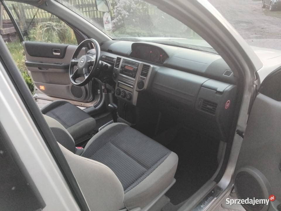 Nissan XTrail 4x4 24 benzyna 2006r stan Białystok