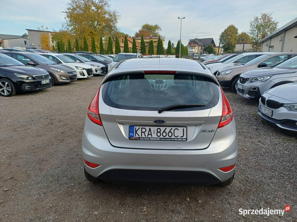 Ford Fiesta Serwisowany BEZWYPADKOWYKlima Rok produkcji 2014 małopolskie Chrzanów