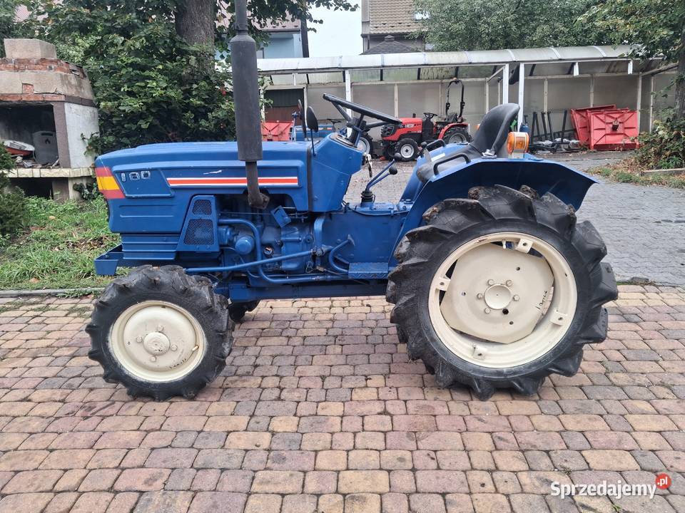 Mitsubishi D1800 4x4 Konary