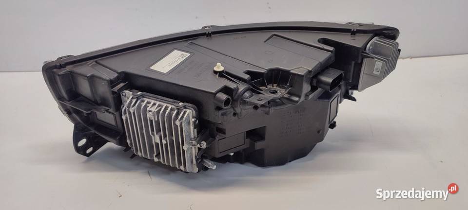 VOLVO XC40 LAMPA PRAWY PRZÓD ANGLIK RHD 31655986 Oświetlenie