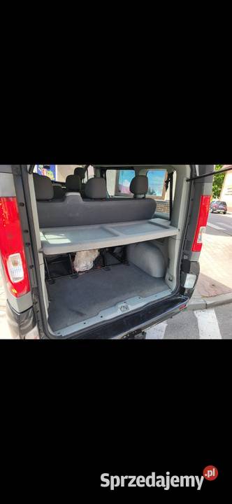 Opel vivaro tour osobowy klima nawigacja 292000km Strzyżów