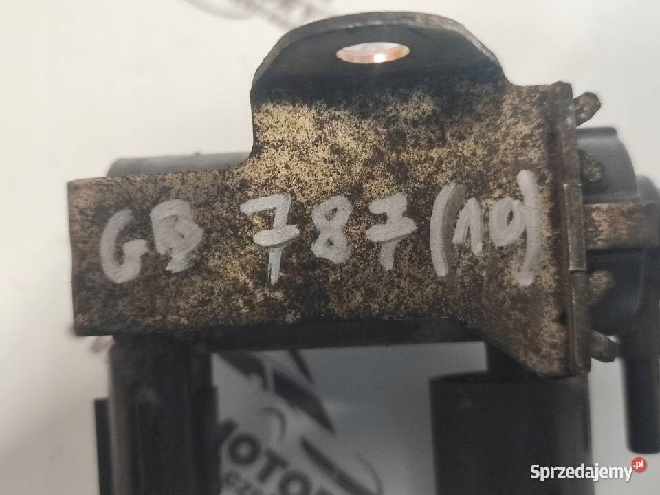 OUTLANDER ASX 11r 22 DID 4N14 175 zawór Kielce