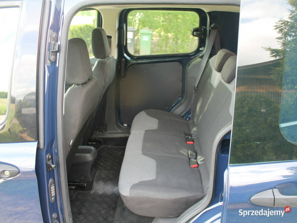 Ford Transit Courier 15 D 95 5 Osobowy KLIMA elektryczne lusterka Zielenin