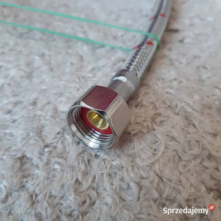 Wężyk przyłączeniowy do baterii na ciepłą wodę sprzedam
