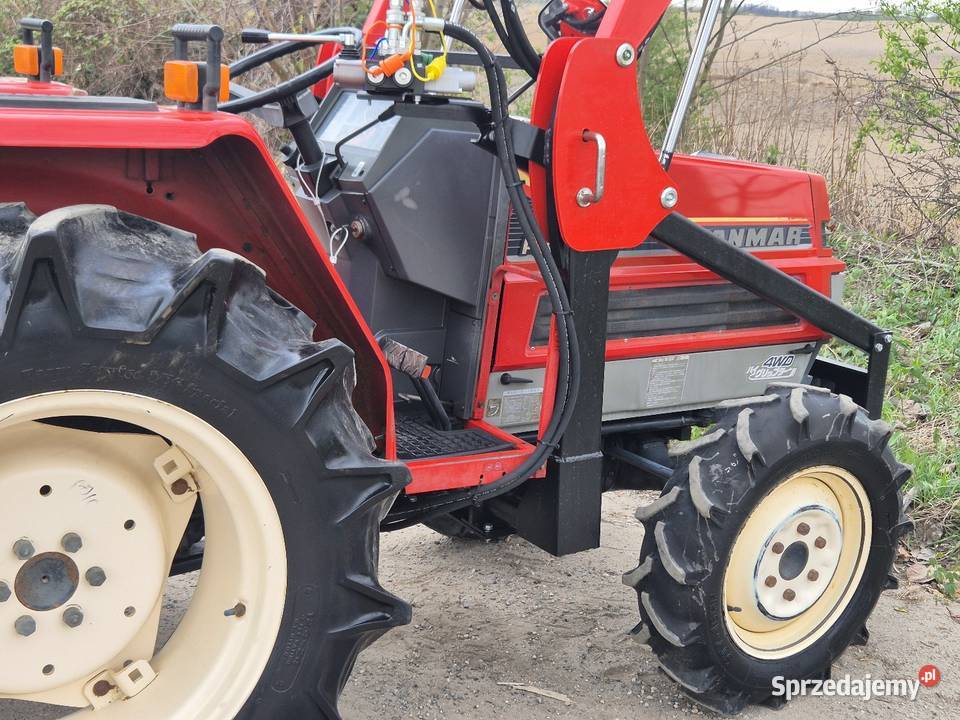 Traktorek YANMAR FX265D 26 44 Wspomaganie Skrzynia biegów Automatyczna