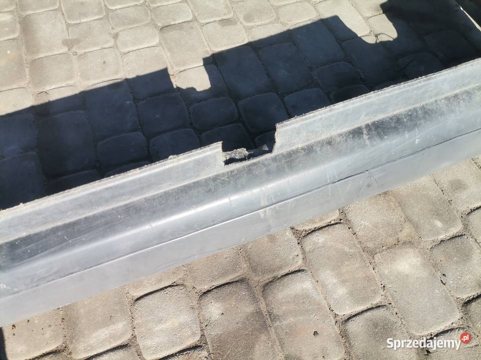 VW PASSAT B2 KOMBI ZDERZAK TYLNY osobowe Nowy Sącz