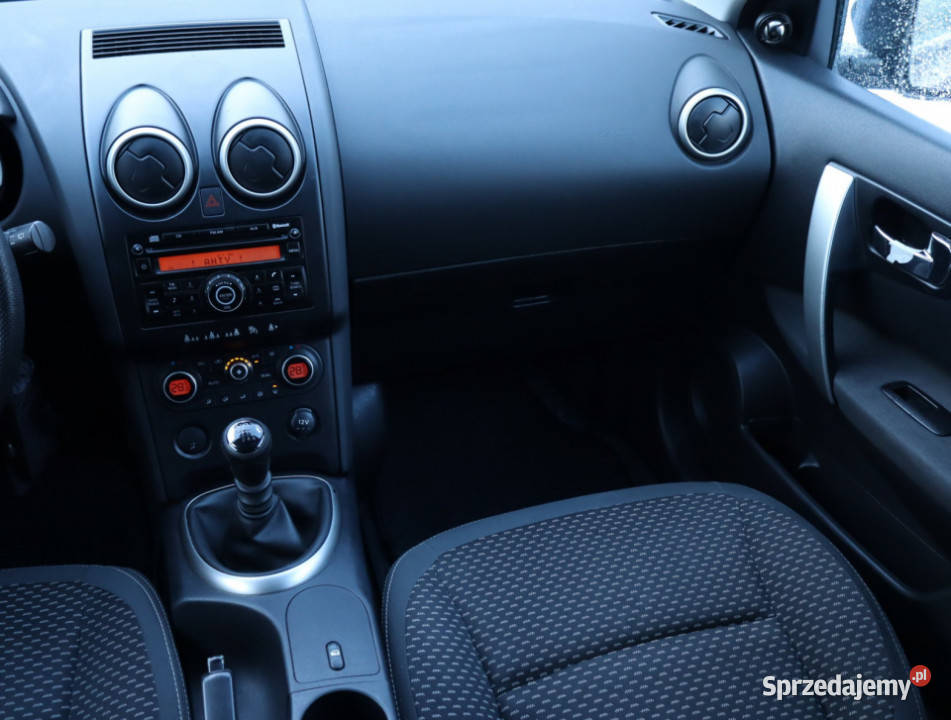 Nissan Qashqai2 20 i