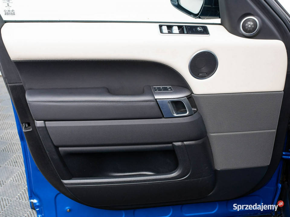Land Rover Range Rover Sport GD9C81830 D HST isofix Pępowo