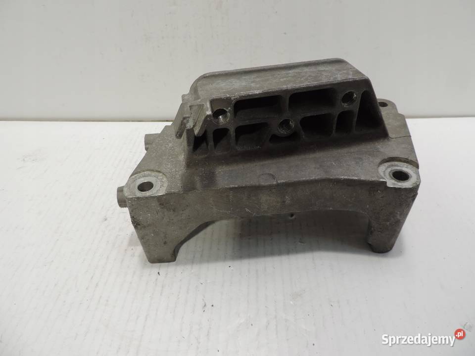 OPEL CORSA E 13 CDTI ŁAPA WSPORNIK SILNIKA sprzedam