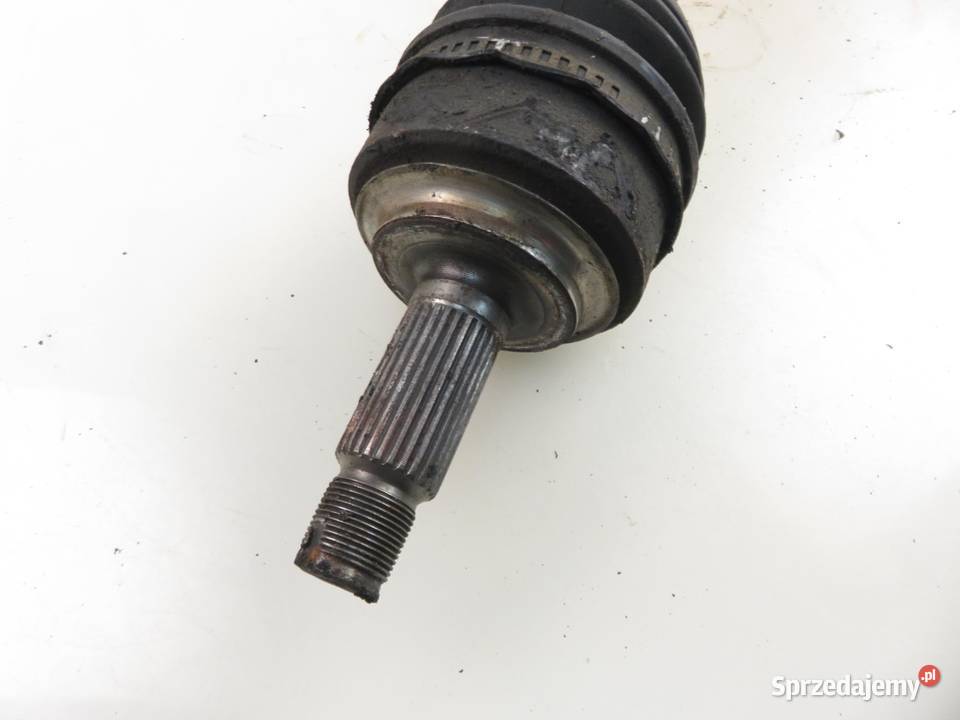 PÓŁOŚ PRAWA PRZEDNIA HONDA FRV 22 i CTDi osobowe