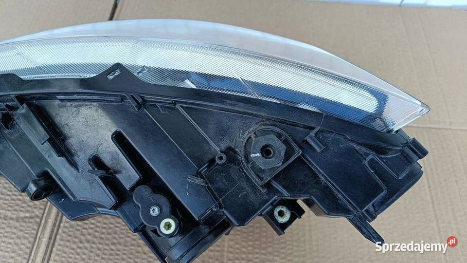 SEAT IBIZA 6F ARONA LIFT FULL LED LAMPA PRAWA