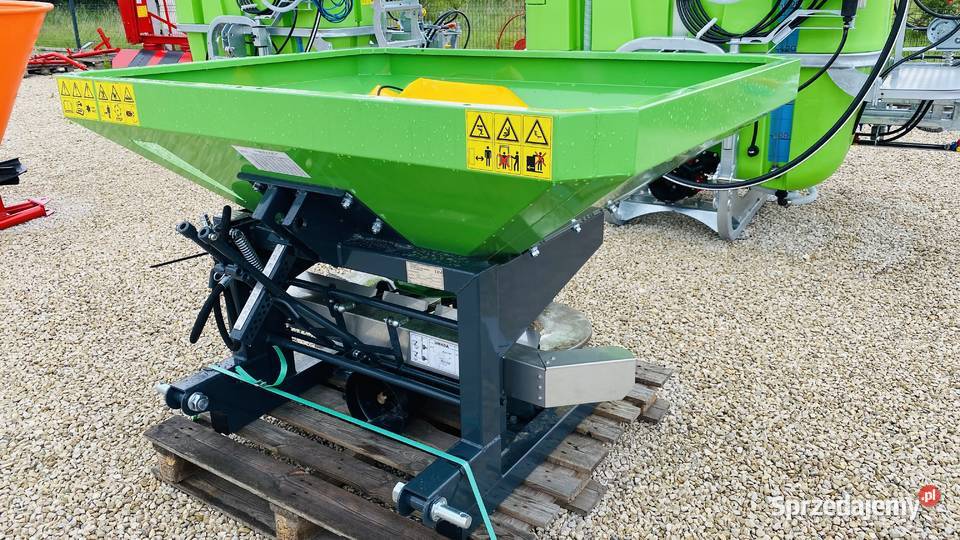 Rozsiewacz Polowy do nawozów 600l800l malowany Łaskarzew sprzedam
