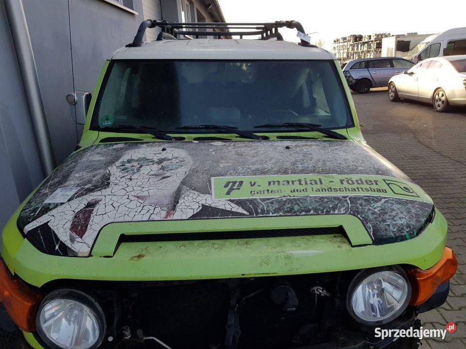 MASKA TOYOTA FJ CRUISER KOMPLETNA 2008 Lipno