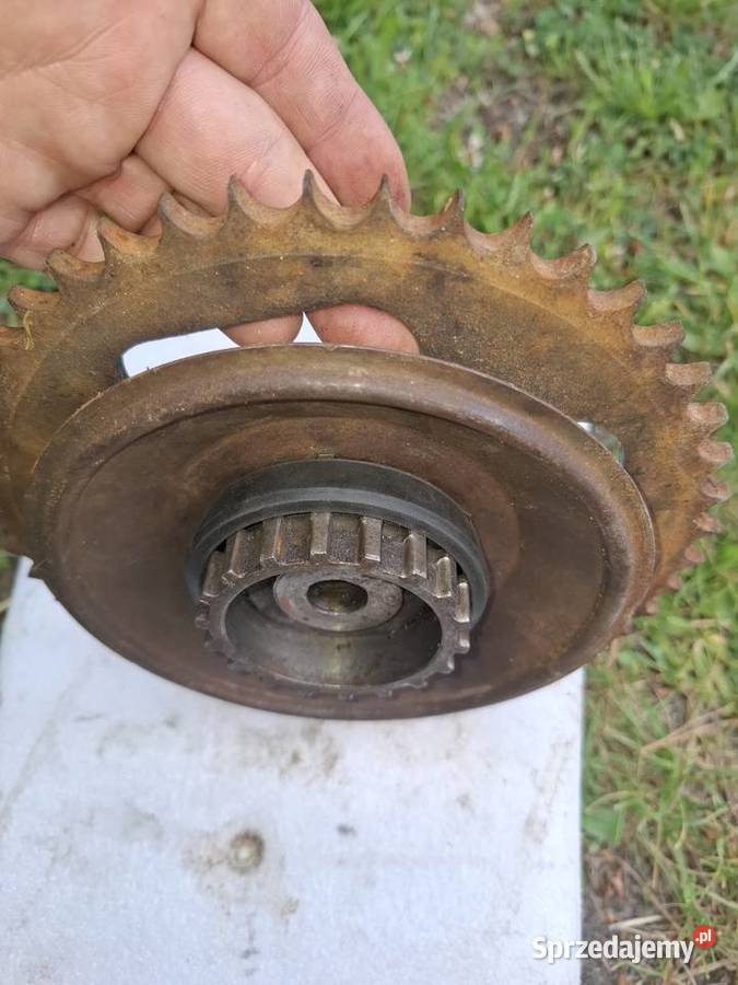 Jawa 175 zabieraki tylnego koła 100
