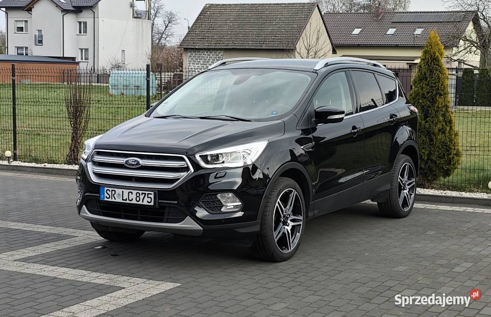 Ford Kuga Titanium 15 Benzyna bogate wyposażenie Samochody osobowe Wola