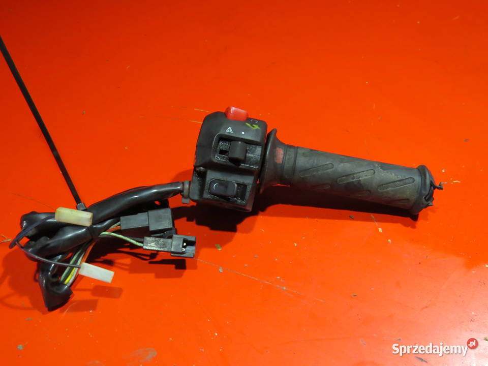 SUZUKI BURGMAN AN400 AN 400 250 AN250 09 manetka Przełączniki Gdańsk sprzedam