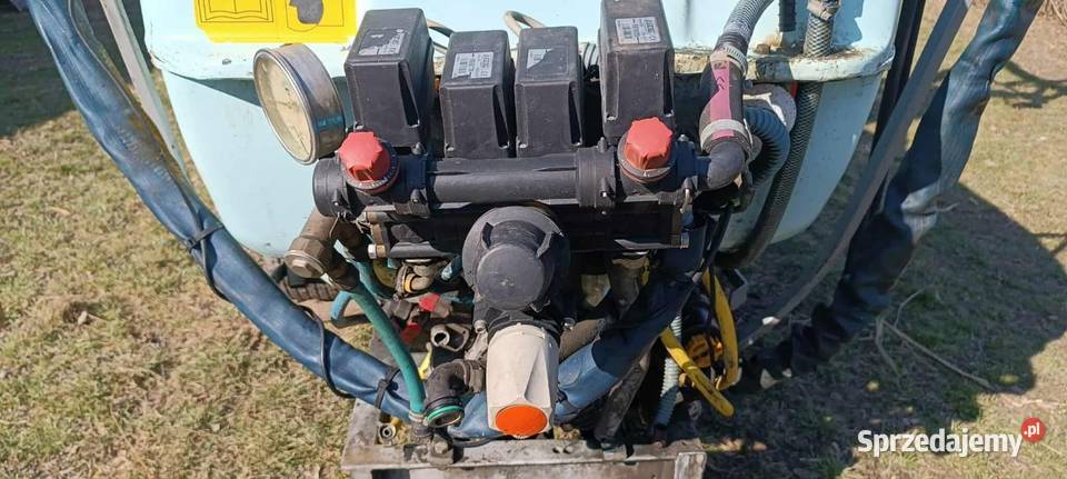 Opryskiwacz dwurzędowy Lipsko