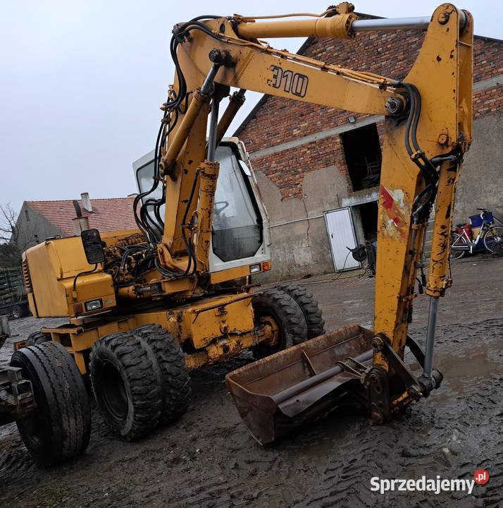 Koparka kołowa liebherr 310 Brzeźnik sprzedam