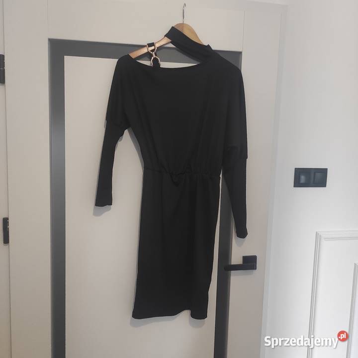 Czarna sukienka z chokerem S36 Daleszyce