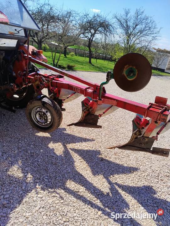 Pług unia tur 3 nieuszkodzony Radomice