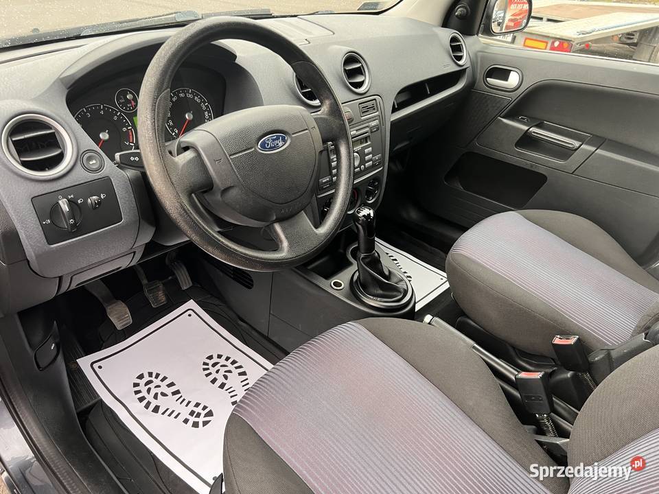 Ford Fusion LIFT Klimatyzacja Centralny Zamek światła przeciwmgielne Poznań sprzedam