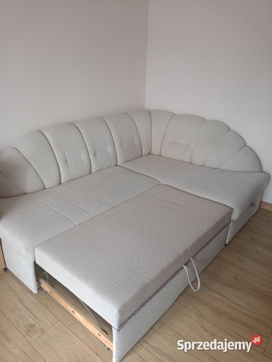 Sprzedam narożnik fotele i stolik Czermno-Kolonia sprzedam