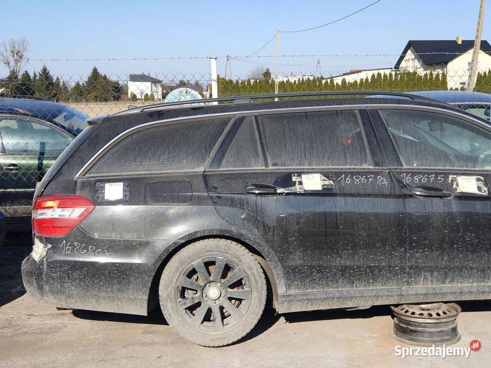 ĆWIARTKA BŁOTNIK PRAWY TYŁ MERCEDES EKLASA W212 sprzedam
