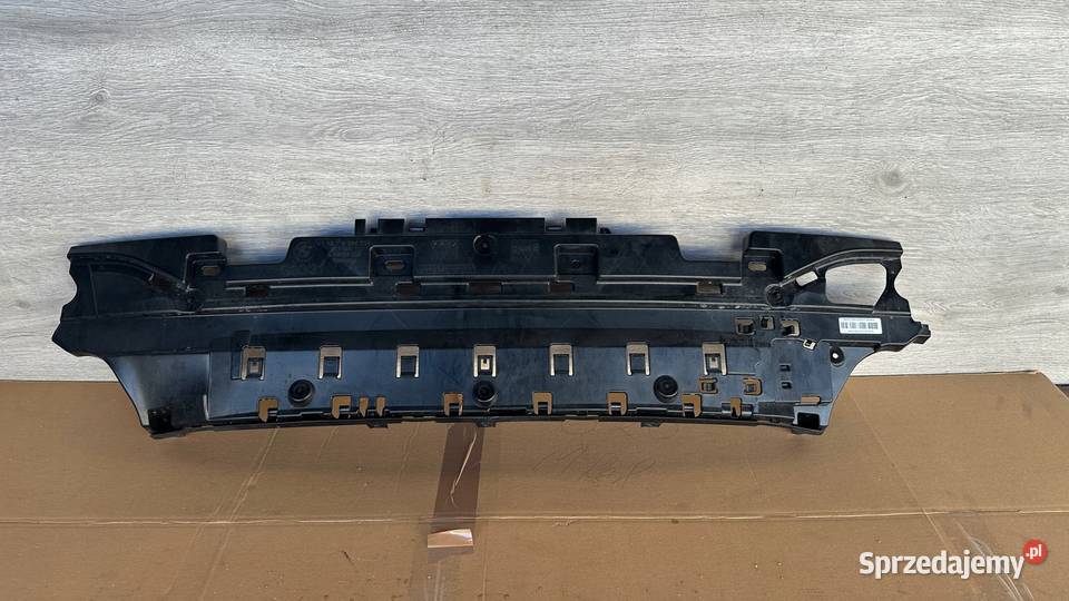 BMW 5 G31 KOMBI WSPORNIK RURY WYDECHOWEJ ŚLIZG