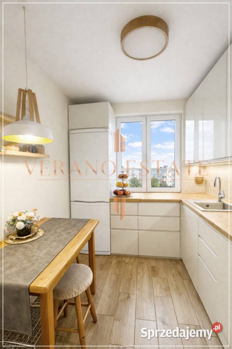 Stylowe 3 pokoje 72 m balkon okazja Rok budowy 1980 Pruszków