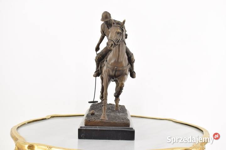 Gracz Polo Jeździec Na Koniu Dżokej Koń Figura Kraków
