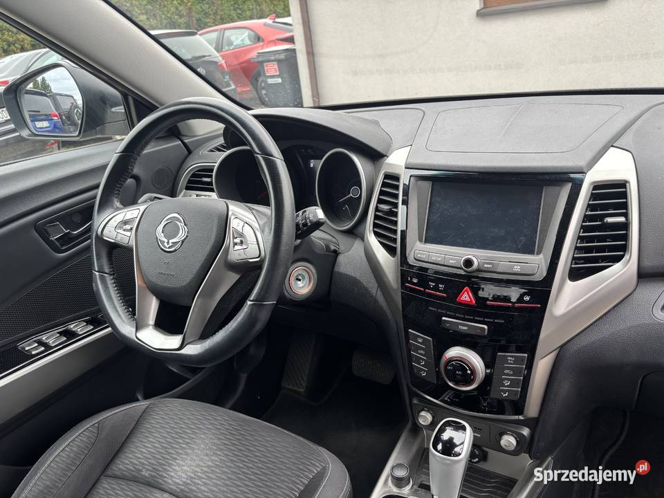 SsangYong Tivoli GWARANCJA światła przeciwmgielne Tivoli Samochody osobowe Paniówki