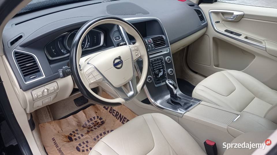 Volvo XC60 Zadbany Wyposażony Raty Zamiana elektrochrom. lusterka boczne Bytów