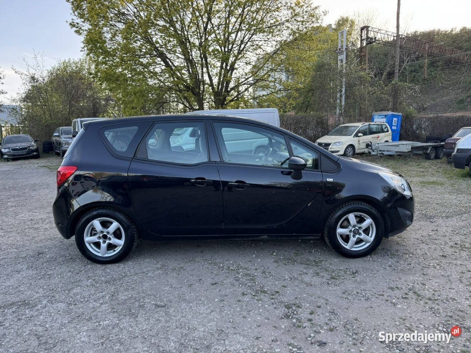 Opel Meriva gniazdo AUX Motoryzacja zachodniopomorskie Szczecin