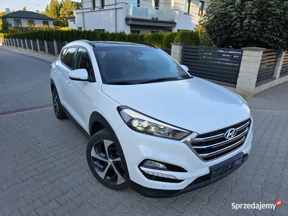 Hyundai Tucson 16T 4x4 automat full bezwypadkowy wielofunkcyjna kierownica lubelskie Lublin